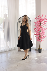 Siyah Askılı Fit Kesim Midi Elbise